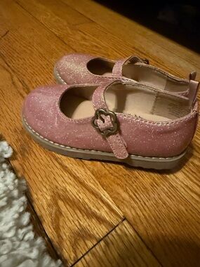 Old Navy Glitter Mary Jane Shoes in Light Pink